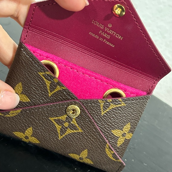 Louis Vuitton Small Kirigami - Picture 2 of 16